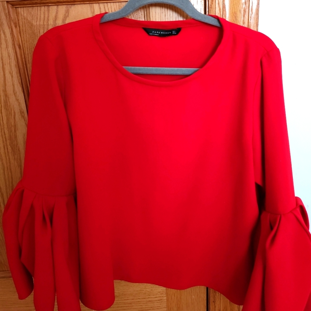 Zara Women's Large Red Bell Sleeve Top